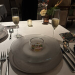 横浜モノリス - 