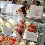 パティスリー イル・プルー・シュル・ラ・セーヌ - 