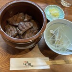 牛屋 たん兵衛 - 