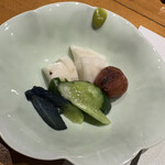 むなかた屋 - 最初はお漬物から