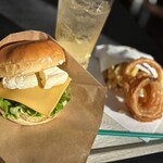 ダイコクバーガー - 