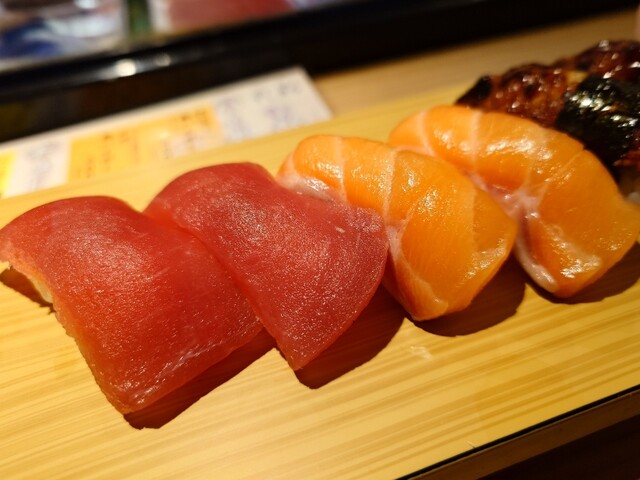 すしまる 天王寺MIO店 - 天王寺/立ち食い寿司 | 食べログ