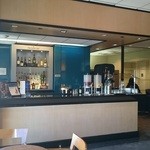 DELTA SKY CLUB - 