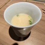 俺のやきとり - お通しの鶏スープ