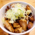 中華そば 肴 yamago - 炭火焼き親鶏飯(中)