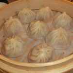 好公道の店 金鶏園 - 小籠包（８個）　　　　　　　　　　　　￥９０（￥３６０）