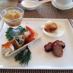 中国料理 皇苑 - 菜譜  と名付けられたメニューでした^ ^