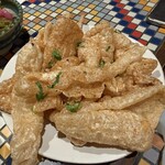 COMEDOR DE MARGARITA MODERN MEXICANO - 豚の皮せんべい