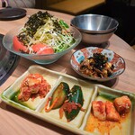 黒毛和牛タンとハラミ 焼肉龍 - 