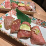 黒毛和牛タンとハラミ 焼肉龍 難波千日前店 - 