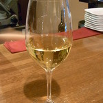 なかむら屋 - トラミネール・アロマティコ伊￥７００　魅惑的な花の香り　ジューシーな果実味☆♪