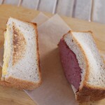 手作りハムとパンの店 こぶたのしっぽ - ミックスサンド　リベイク