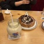 コメダ珈琲店 みなとみらいグランドセントラルタワー店 - 