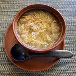 宮廷中国菜 FULONG - 白菜　鴨　葱のポットスープ