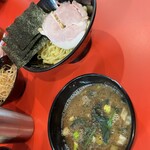 横浜家系ラーメン みどり - 