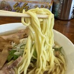 相模食堂 - 小麦がぎゅっと詰まった喉越しの良い中太平打ちウェーブ麺