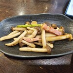 金町製麺 - しめじのソテー