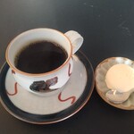 喫茶 Mみー - ランチにセットのコーヒーとシャーベット