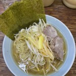 家系ラーメン まこと家 - 