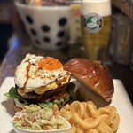 R-S - 『TERIYAKI TARTAR EGG BURGER¥1,600』 ※ミニコールスローはご好意になります。 『ハートランドS¥600』