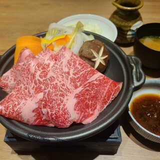 すき焼き・しゃぶしゃぶ すみれ_1