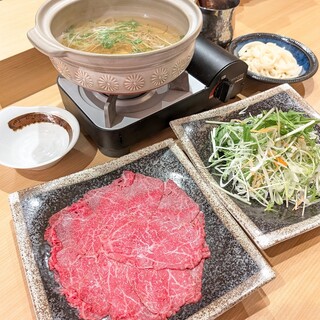 好きなお酒を呑みながら、お肉本来の旨みを堪能