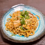 鳥増 - 鰤と九条ネギソース焼きそば