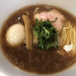 麺笑 巧真 - 味玉醤油らーめん¥900-