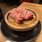 お肉一枚売りの焼肉店 焼肉とどろき - 