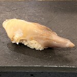 神楽坂 鮨 弥栄 - 北寄貝