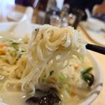 中華料理福臨門 - 麺リフト