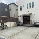 カフェ ピット - お店前に駐車場あり