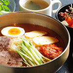 厳選A5黒毛和牛×焼肉食べ放題 令火 - 冷麺と牛すじ丼定食