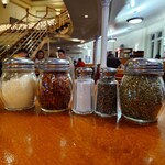 John's Pizzeria - Condiments