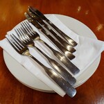 John's Pizzeria - Tableware