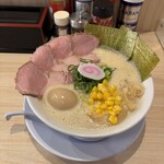 鶏そば 唆る - 料理写真:鶏白湯味噌全部のせ(1,400円)