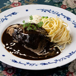 ハンバーグ＆グリル マ・メゾン キッチン - 