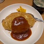 社 - オムライス大盛り　750円