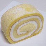 デザートナンバーイチ ロールケーキ - プレーン390円