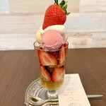 ファヴォリ - いちごパフェ第一章