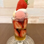 ファヴォリ - いちごパフェ第一章