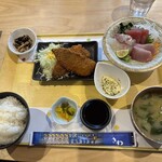 恵食堂 - 料理写真:ハイ爺がオーダーした定食の全貌(°▽°)