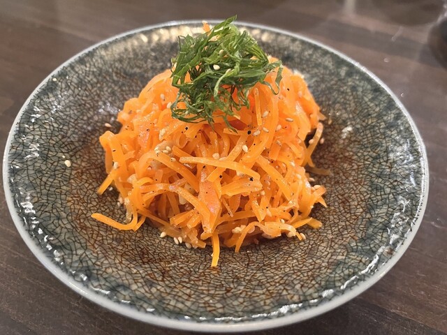 白胡麻とナッツのキャロットラペ みかん風味