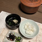 尾ノ上Ryokan - ご飯　吸物　漬物