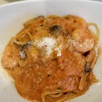 카구라자카 탄테보네 - 토마토와 새우 크림 파스타