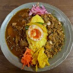 MOGUMOGU - レモンバジルキーマカレー
鯖トマトカレー