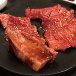 国産牛焼肉食べ放題 火の蔵 - 上カルビと上ロース！食べ放題とは思えません。。笑