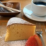 OYSTER HOUSE Grow - 今回はカステラとコーヒー