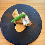 OYSTER HOUSE Grow - 牡蠣と海老のムースを蓮根で挟み揚げ