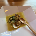 OYSTER HOUSE Grow - 牡蠣と蛤と白子入りスープ